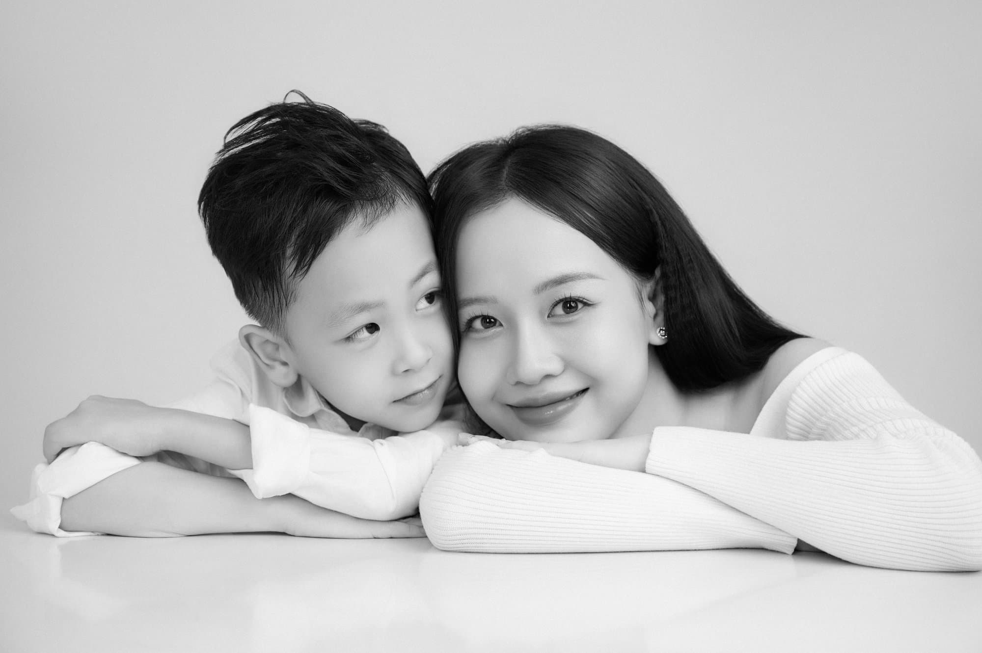 Gạo Nâu 인물 및 가족 사진 실제 사례 — 샘플 11