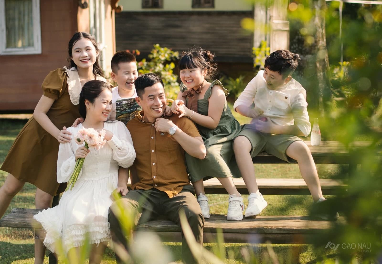 Gạo Nâu 인물 및 가족 사진 실제 사례 — 샘플 13